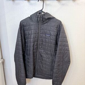 Patagonia Men’s Charcoal Quilted Hooded Puffer Jacket